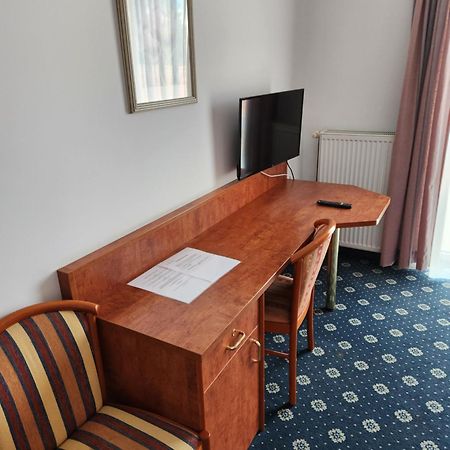 Hotel Hoyers In Pinneberg Prisdorf 外观 照片