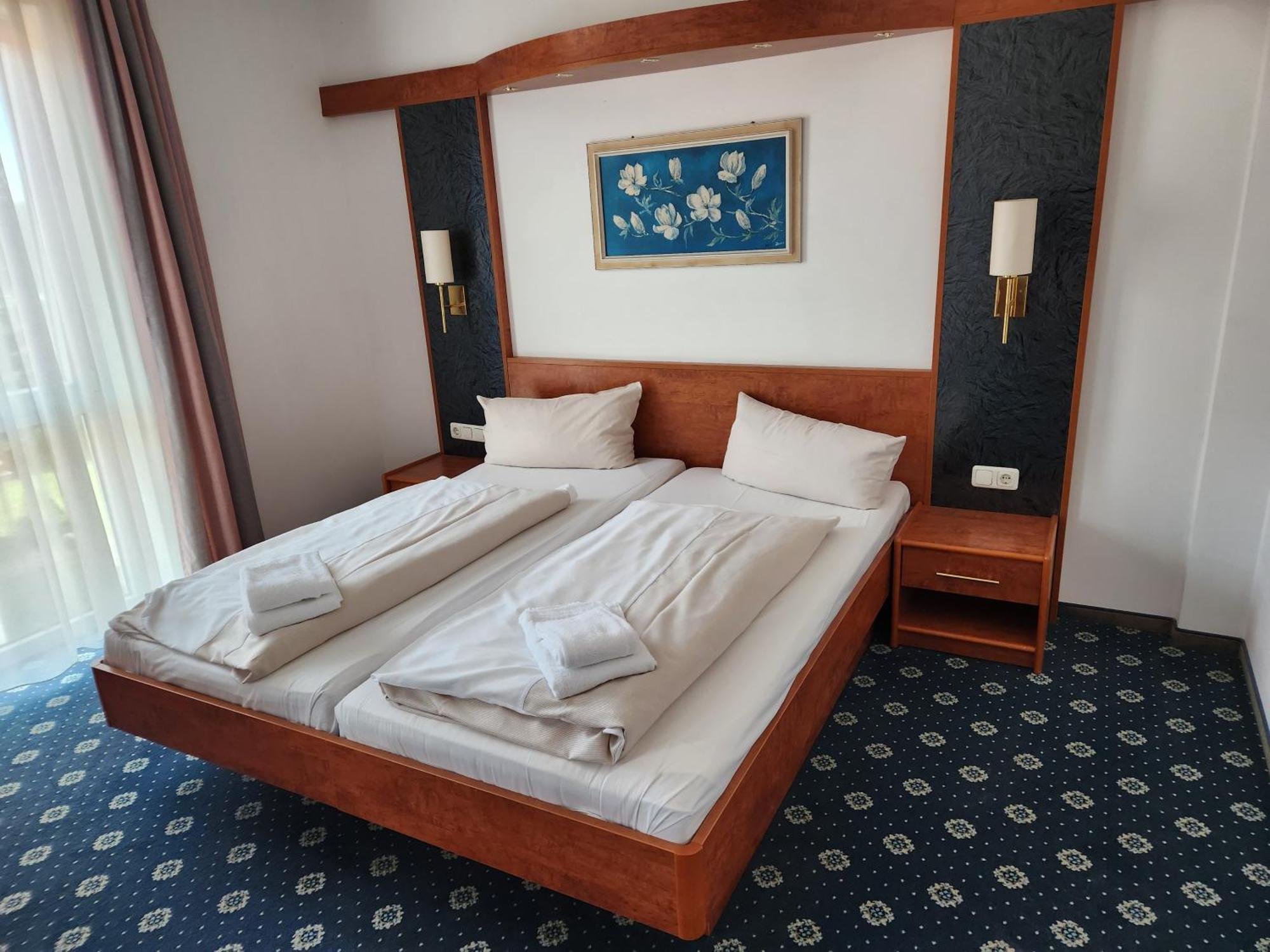 Hotel Hoyers In Pinneberg Prisdorf 外观 照片